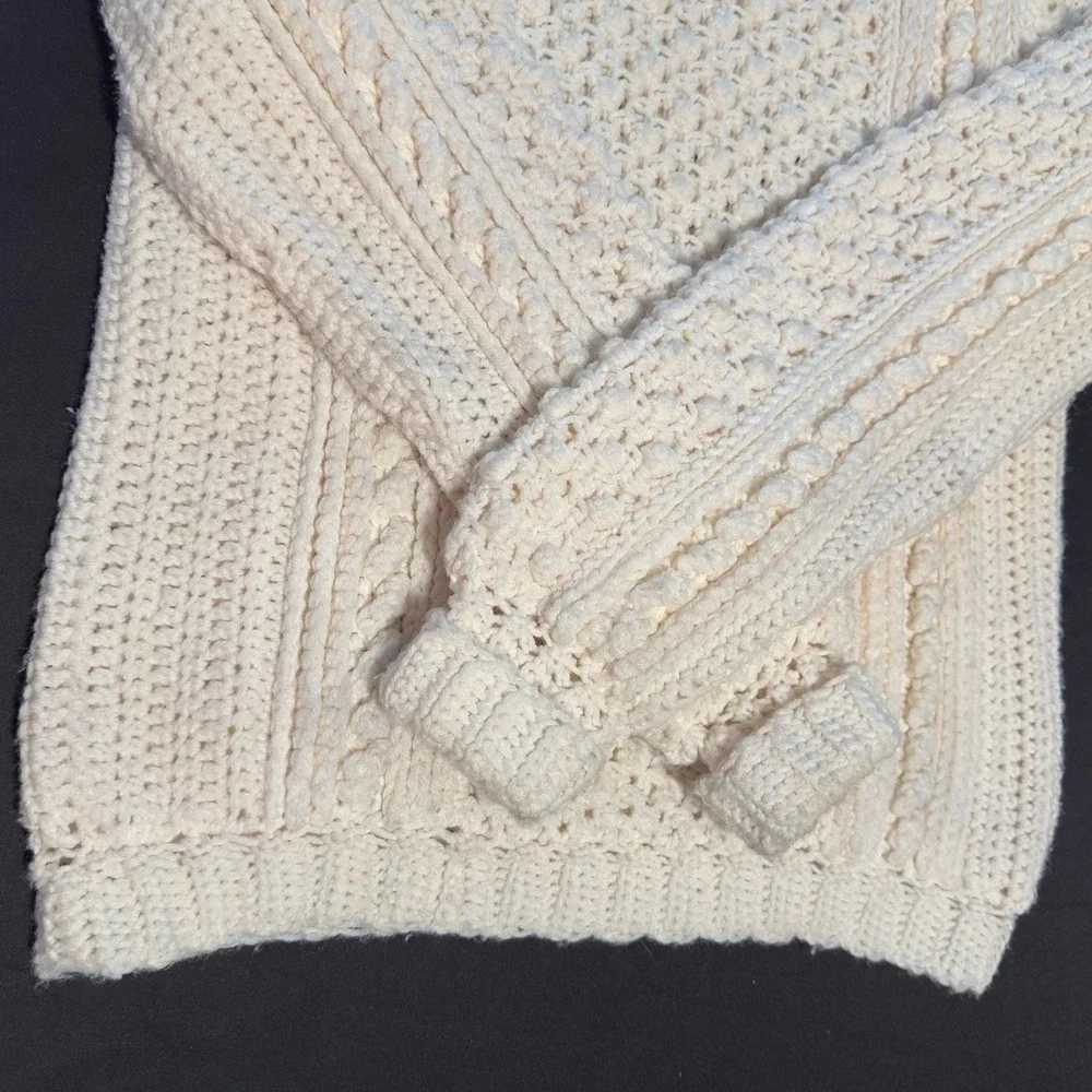Knit Hand Made Ivory Beige Cream Cable Knit Fisherman Turtle Neck SWEATER Medium